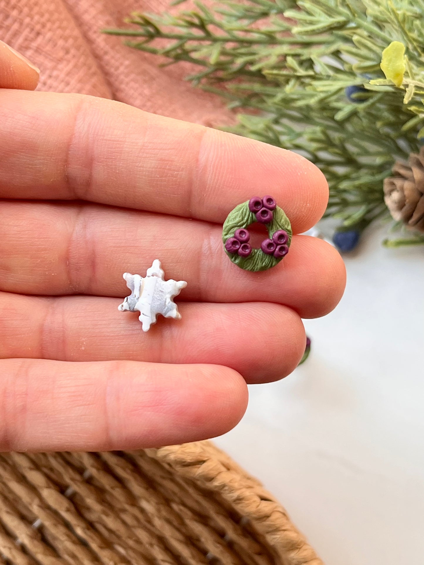 Stud Pack - Mini Green Pearl Wreath & Pearl Marble Snowflake