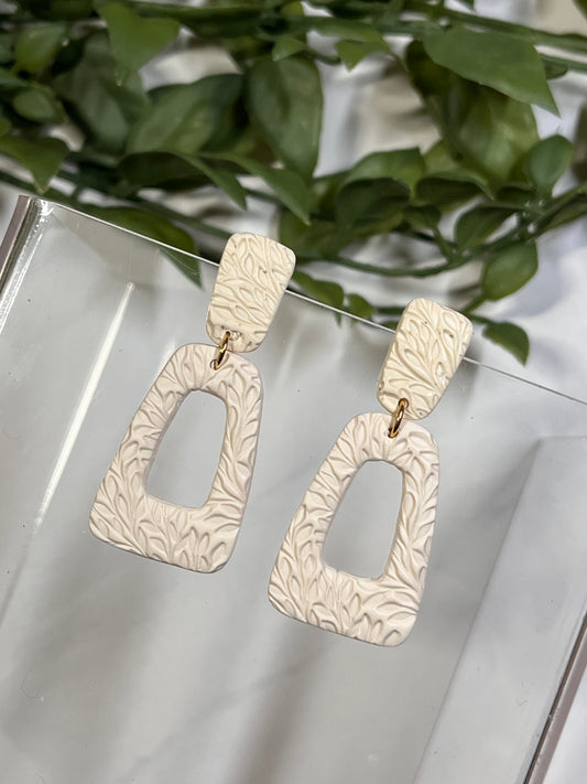 Cream Leaf Texture Trapezoid Dangle w/ Clay Stud (Gold)