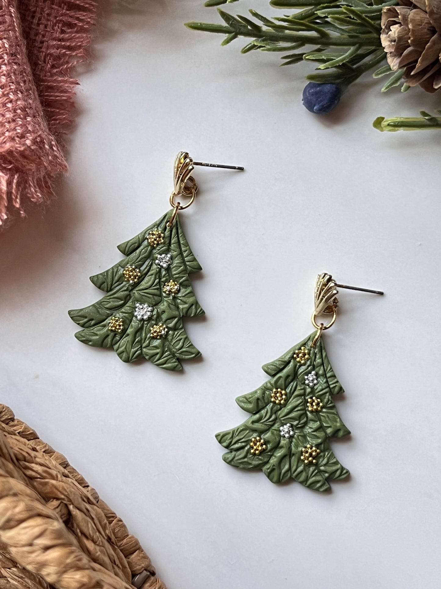 Green Pearl Fancy  Textured Tree Dangle w/ Gold Stud