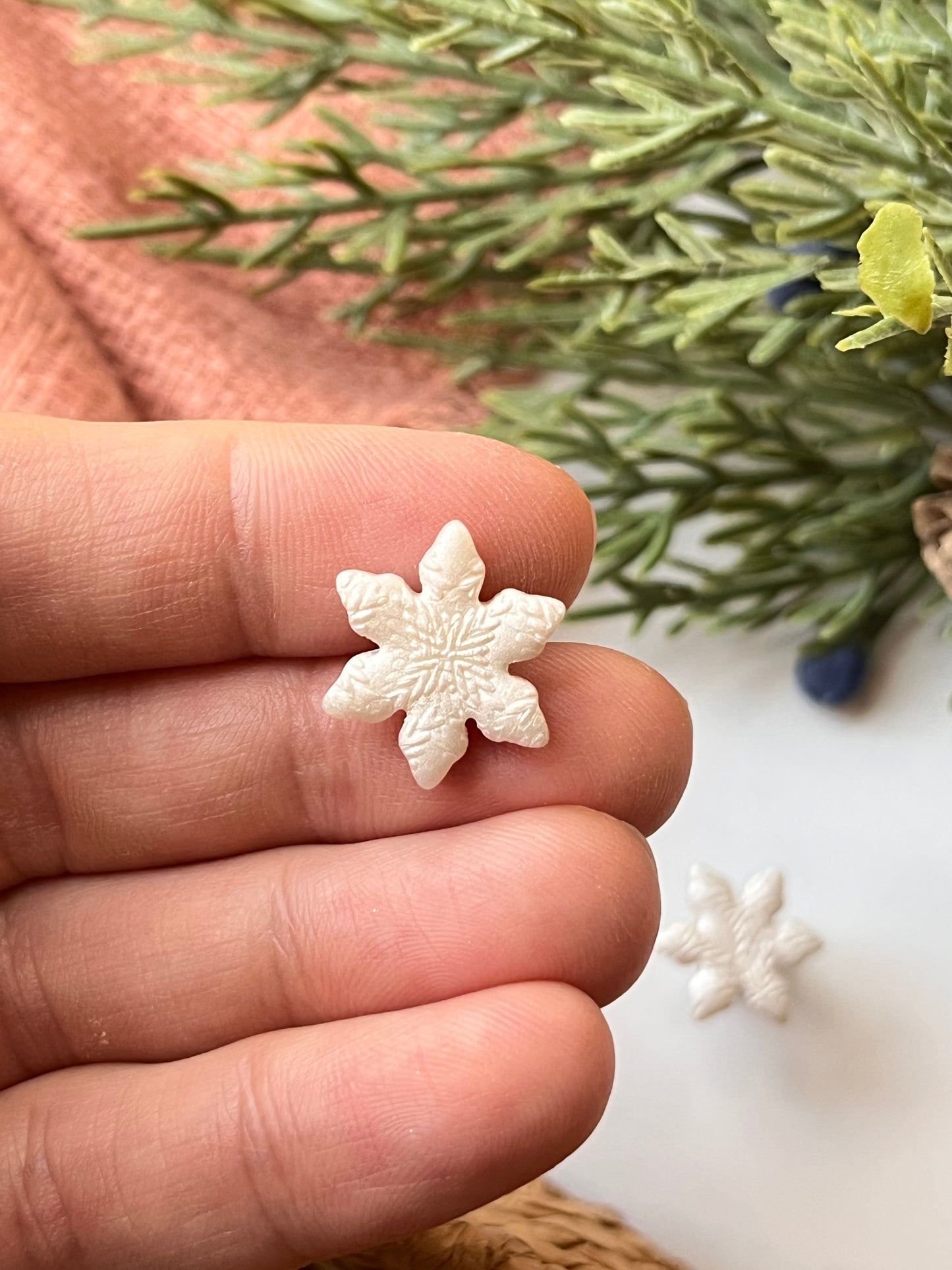 Pearl Textured Snowflake Stud