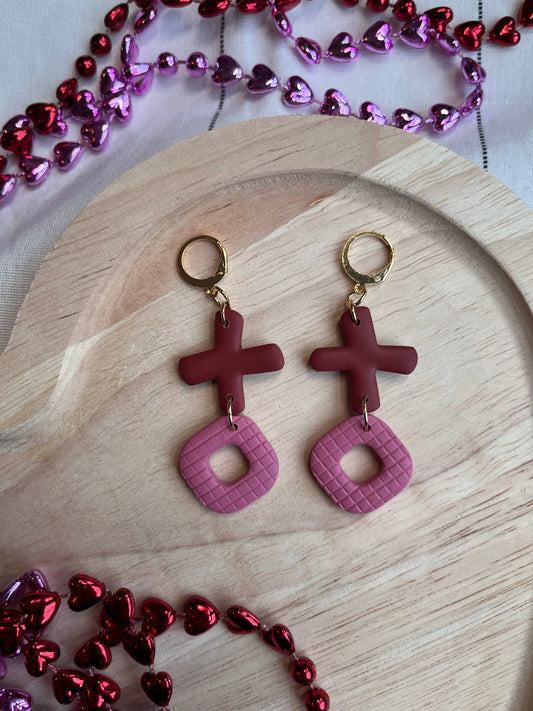 X O Stacked Dangle w/ Leaver Back (Red X / Pink O)